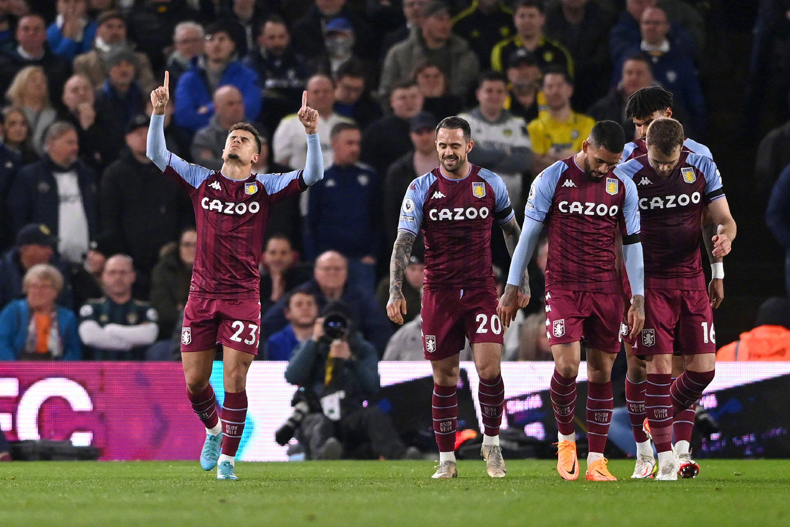 球场上的表 球场上的表