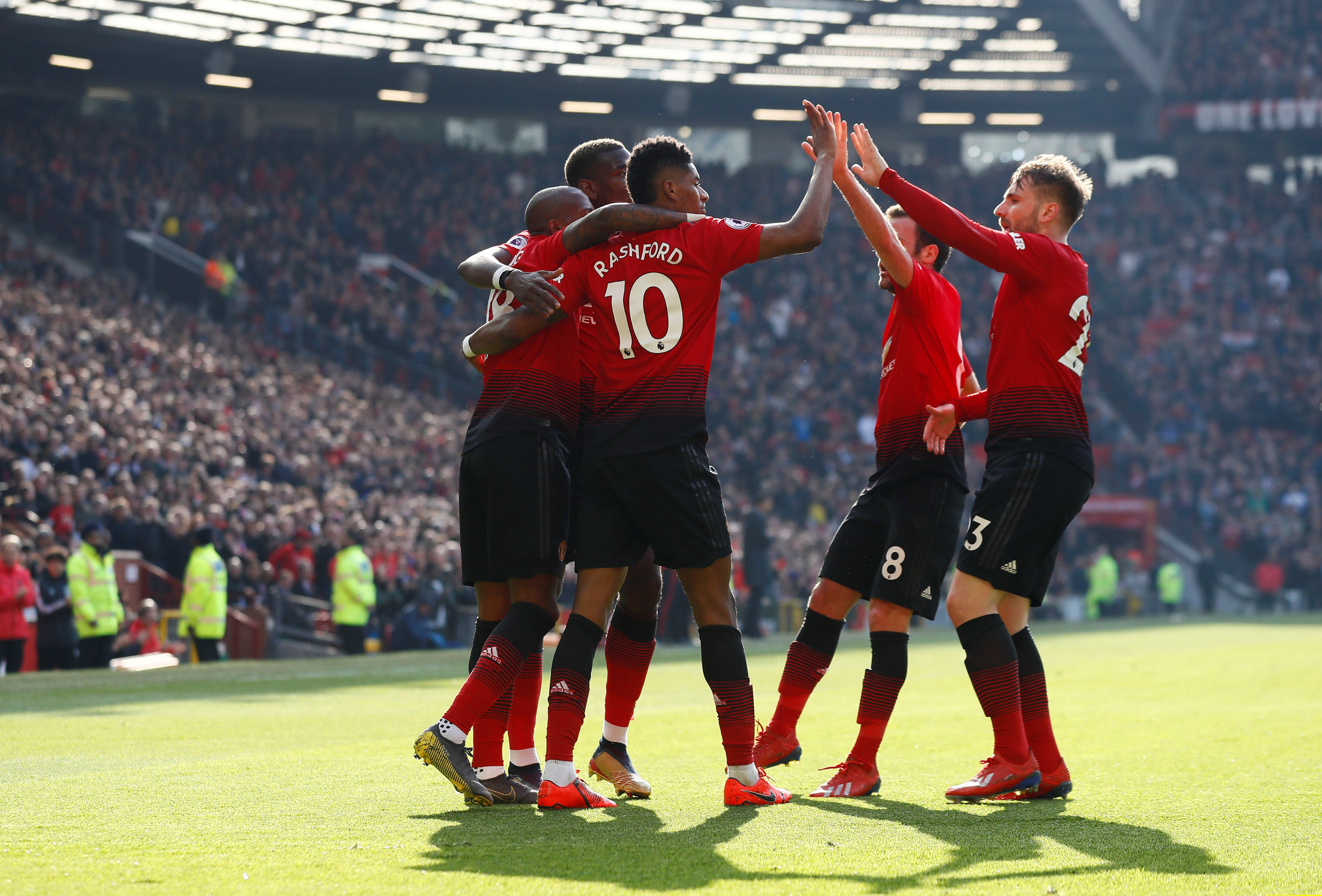 引人注意的 引人注意的